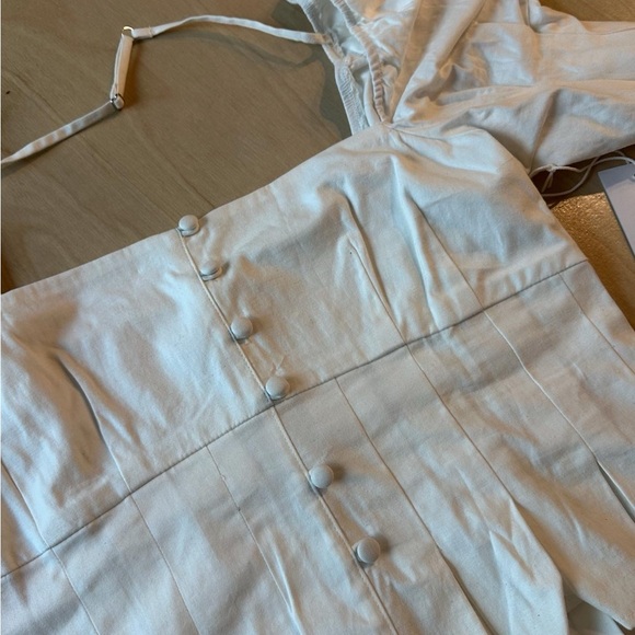 Reformation White Pleated Shirt - Picture 2 of 5